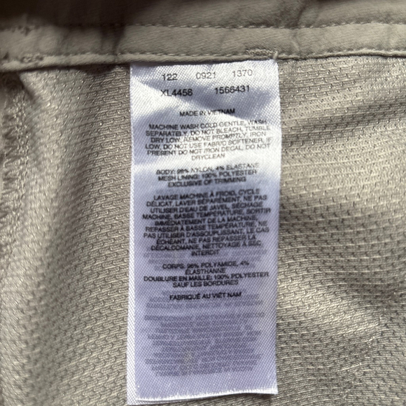 Columbia Taupe Colored Bermuda Shorts - Size 14 - Picture 4 of 6